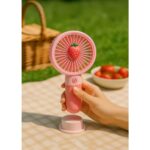 Aksesuar Kasabası Sevimli Meyve Figürlü Şarjlı Taşınabilir Mini El Fanı ve Masa Fanı Soğutucu Pervane - Görsel 5