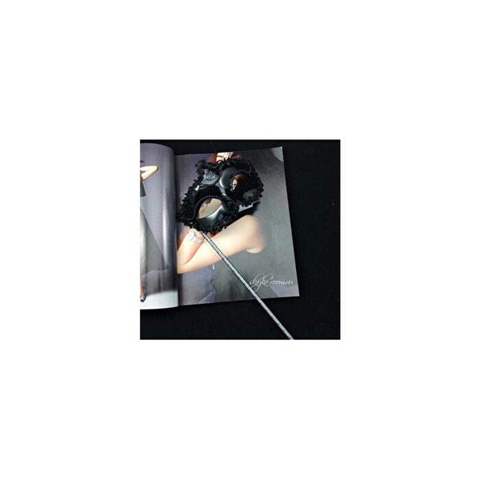 Genel Markalar Siyah Işıltılı Tutmalı Fotoğraf Çekimi Maskesi - Görsel 3