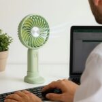 Narnuga Masa Üstü Standlı USB ile Şarj Olabilen 3 Ayarlı Fan Modlu Çanta Tipi El Fanı (4887)