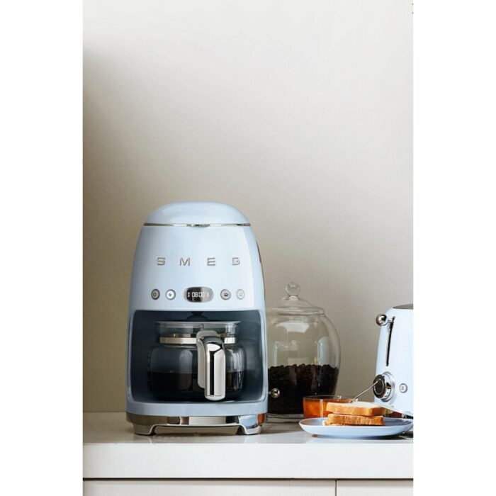 110001247945721.jpg SMEG 50'S STYLE RETRO PASTEL MAVI FİLTRE KAHVE MAKİNESİ DCF02PBEU - Görsel 1